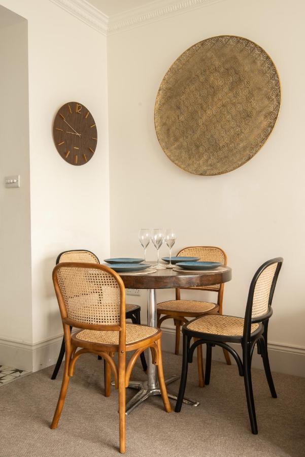 Beautiful, Central, 3 Min Walk From Beach, 2 King Doubles Brighton Екстер'єр фото