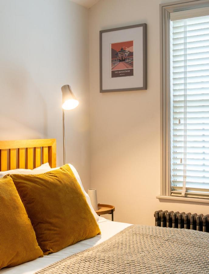 Beautiful, Central, 3 Min Walk From Beach, 2 King Doubles Brighton Екстер'єр фото