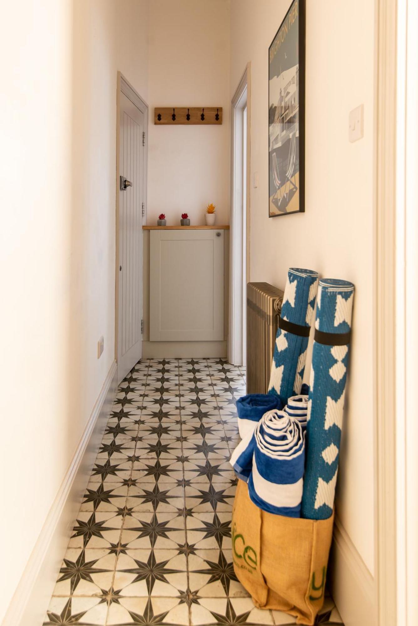 Beautiful, Central, 3 Min Walk From Beach, 2 King Doubles Brighton Екстер'єр фото